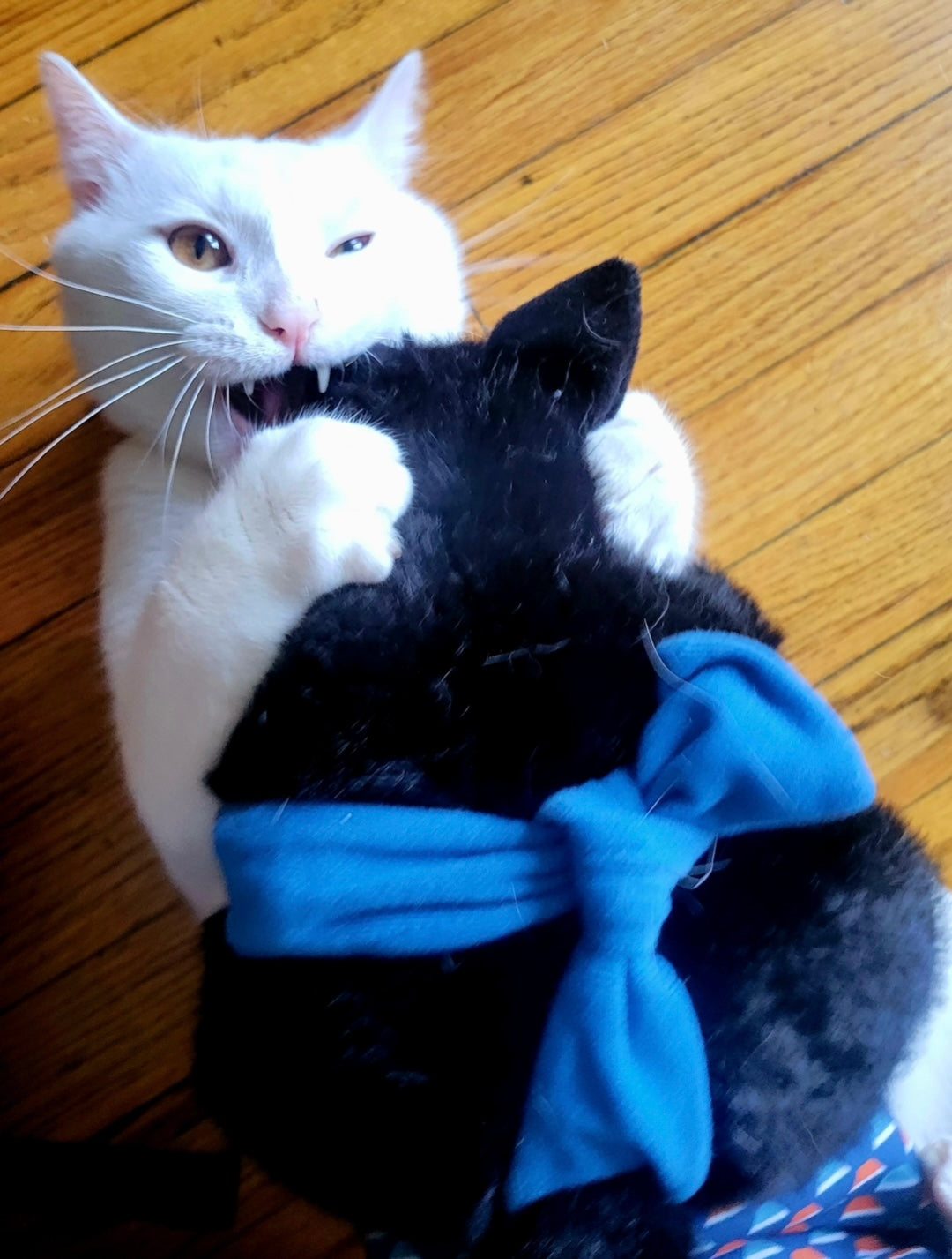 CATSUMO™ Wrestler Glove Puppet